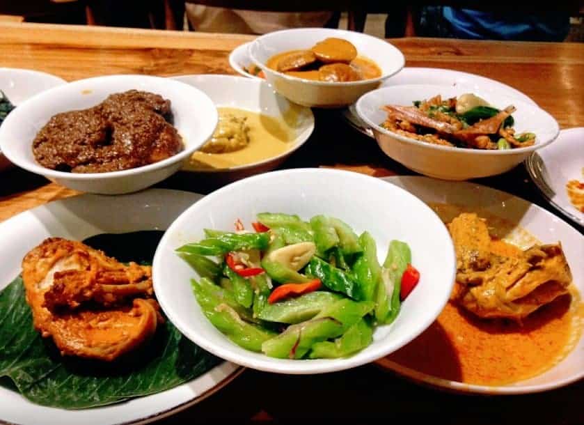 مطعم مرديكا ووك